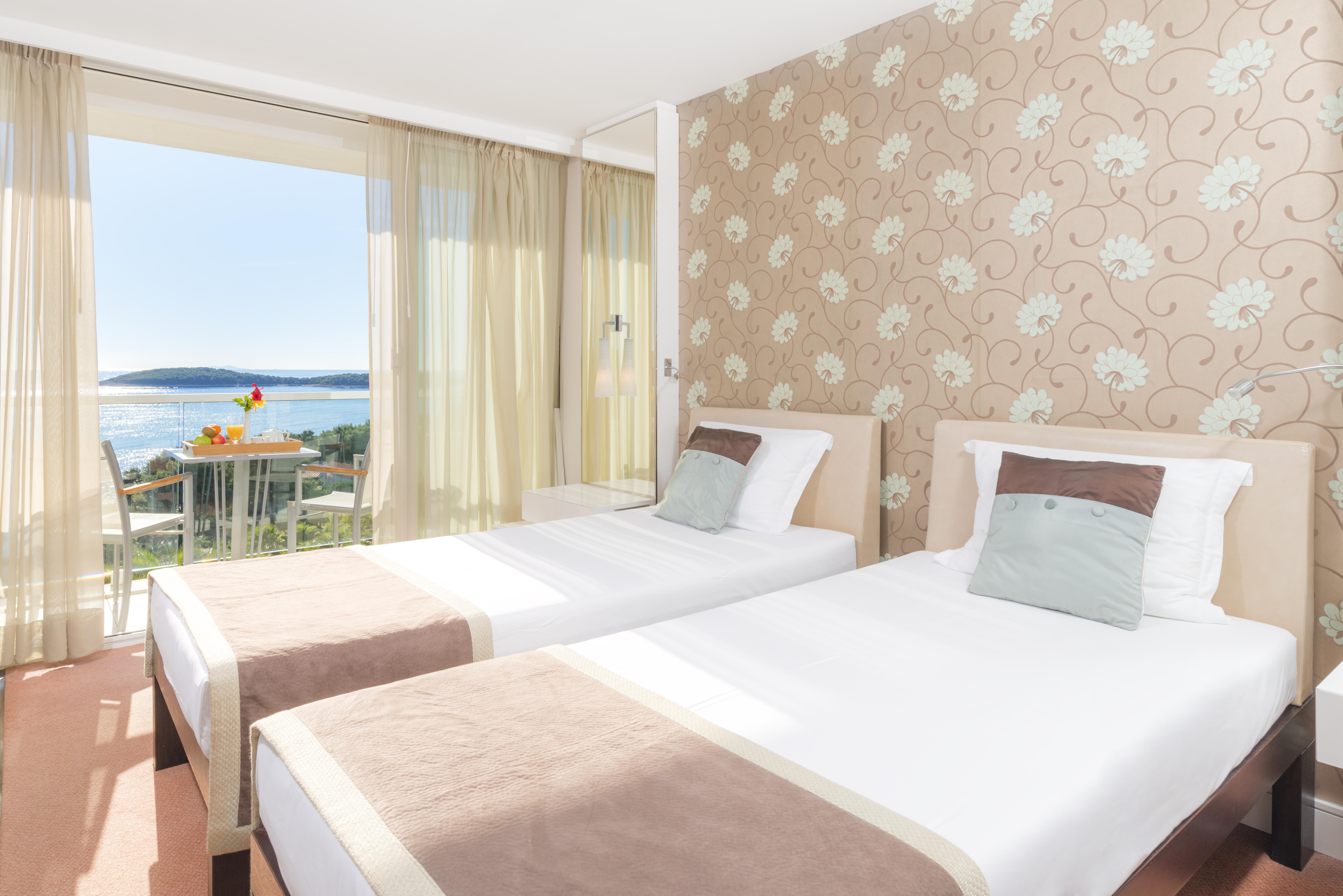 Amfora Hvar Grand Beach Resort Hvar Town Exterior foto