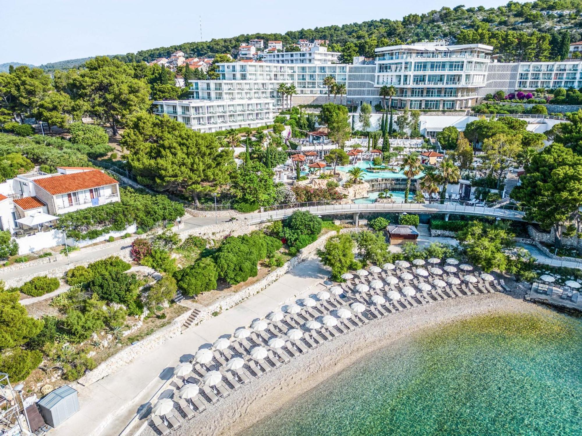 Amfora Hvar Grand Beach Resort Hvar Town Exterior foto