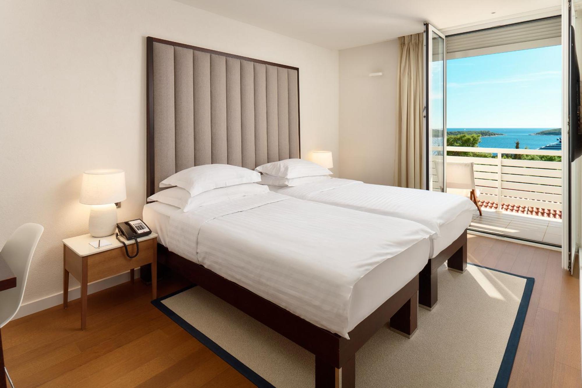 Amfora Hvar Grand Beach Resort Hvar Town Exterior foto