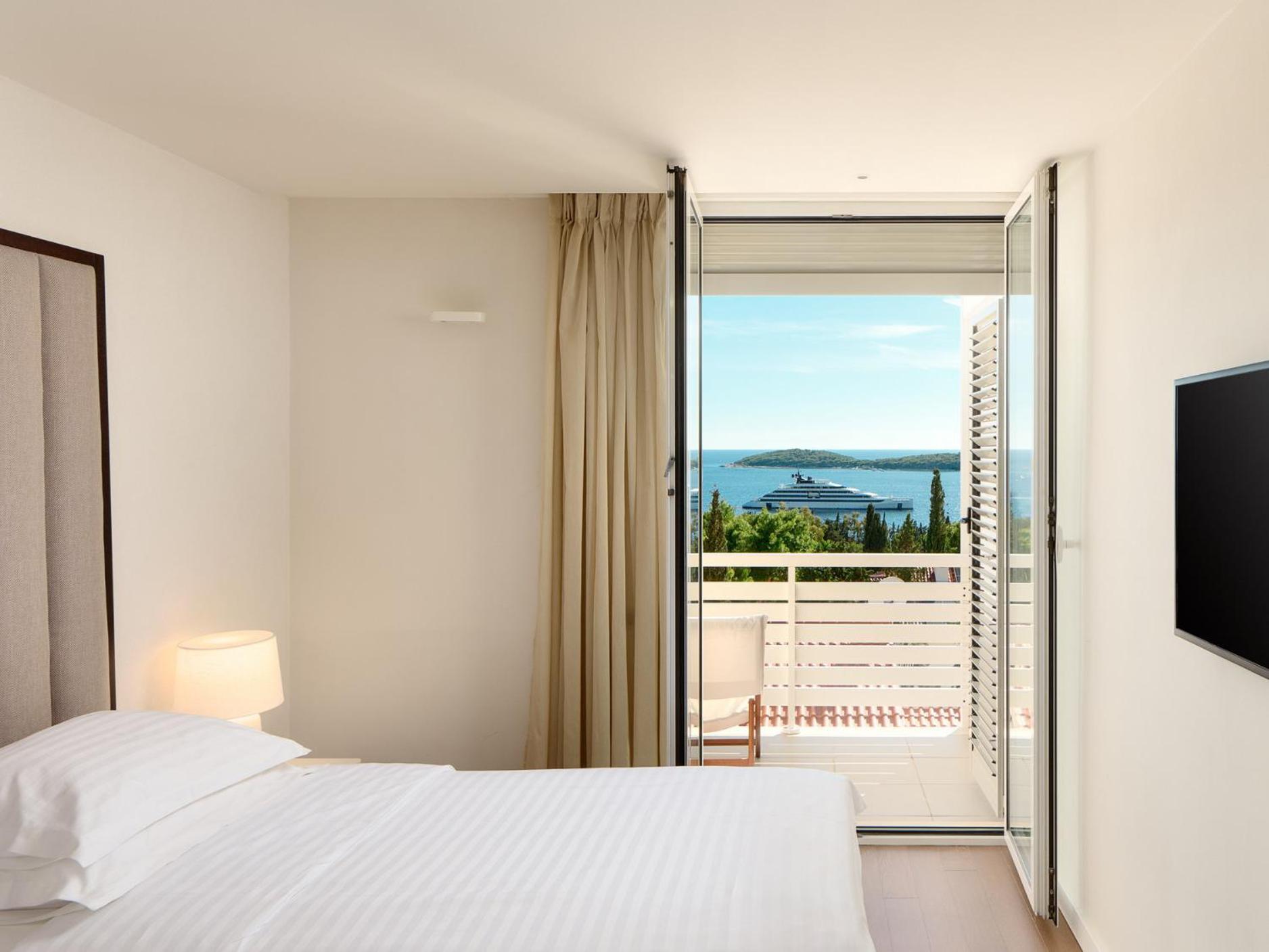 Amfora Hvar Grand Beach Resort Hvar Town Exterior foto